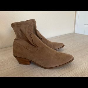 Loraine Ankle Booties